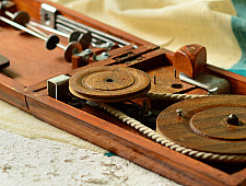 Swavalamban ~ Yerwada Charkha { Small }